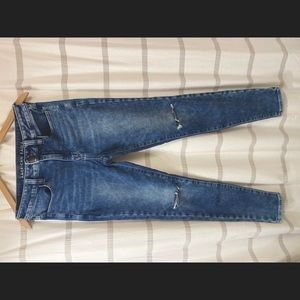 American Eagle size 6 jeans